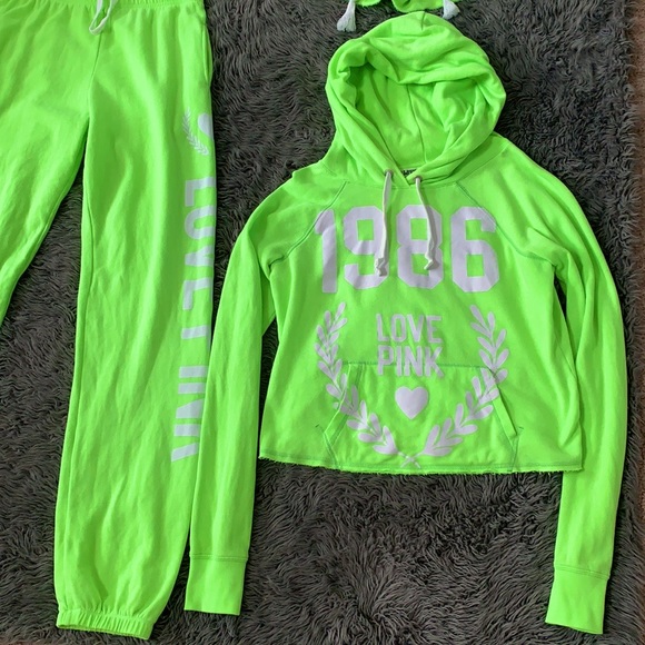 VS PINK NEON GREEN SWEAT SET WOMENS - Picture 3 of 13